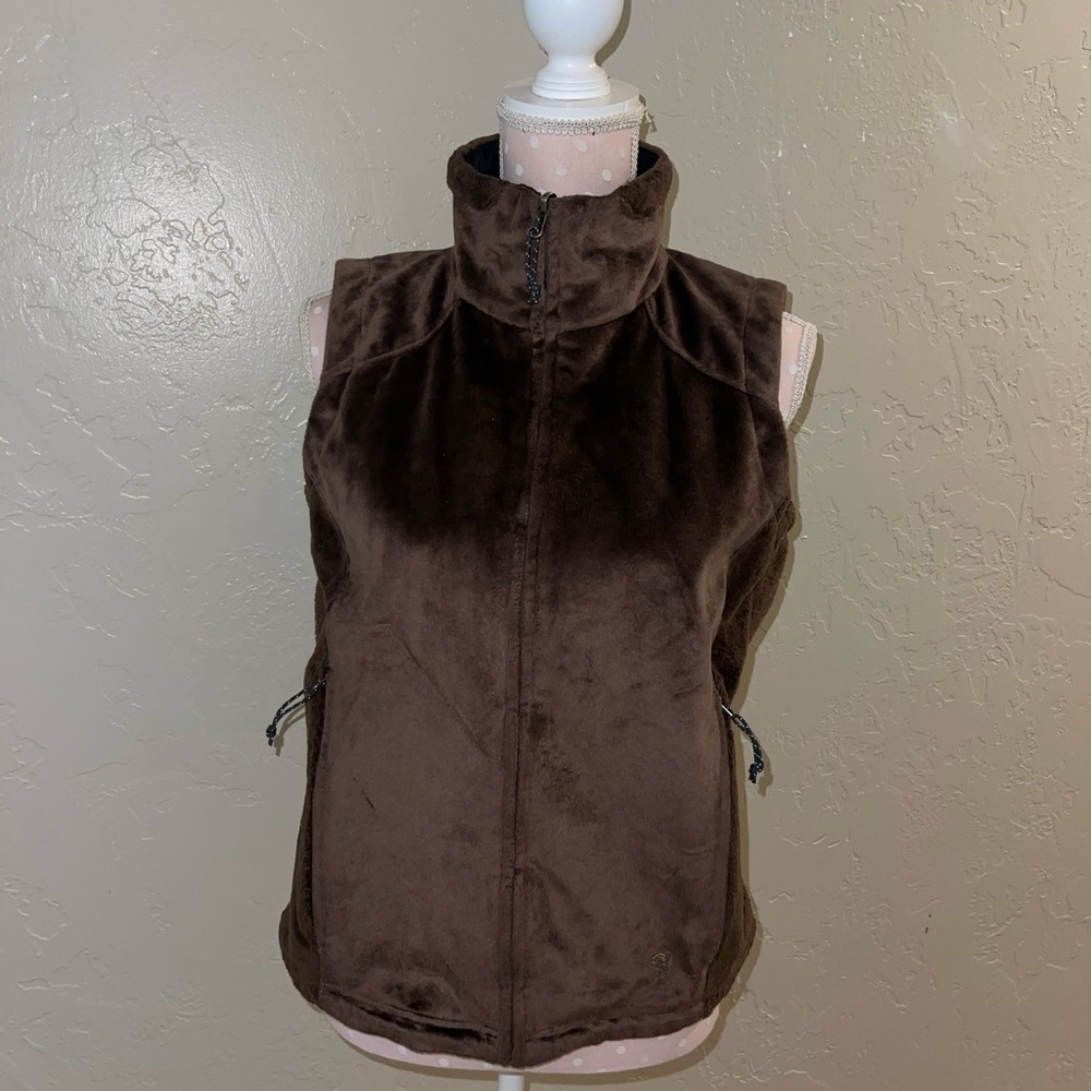 Women’s Medium Brown Mountain Hardware Fuzzy Soft Vest